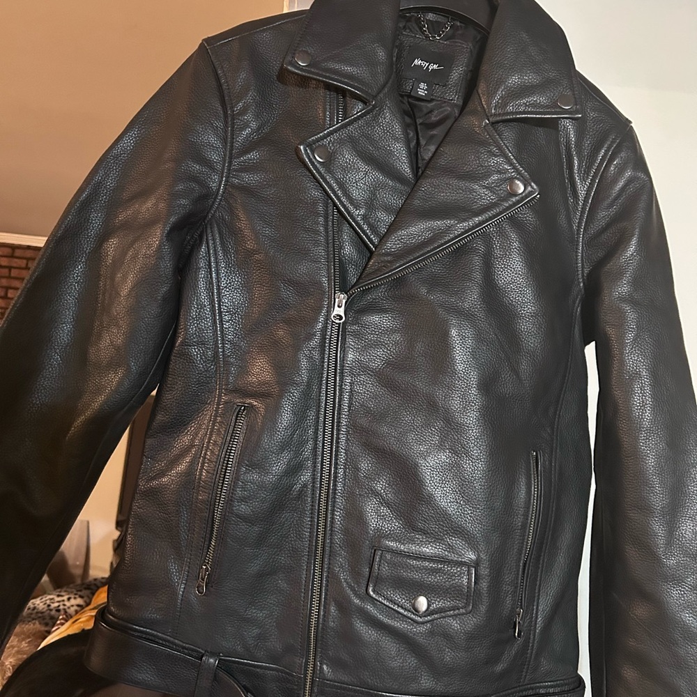 Nw/o tag- 100% leather biker jacket size 4